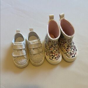 Floral and White Kids Shoes Set